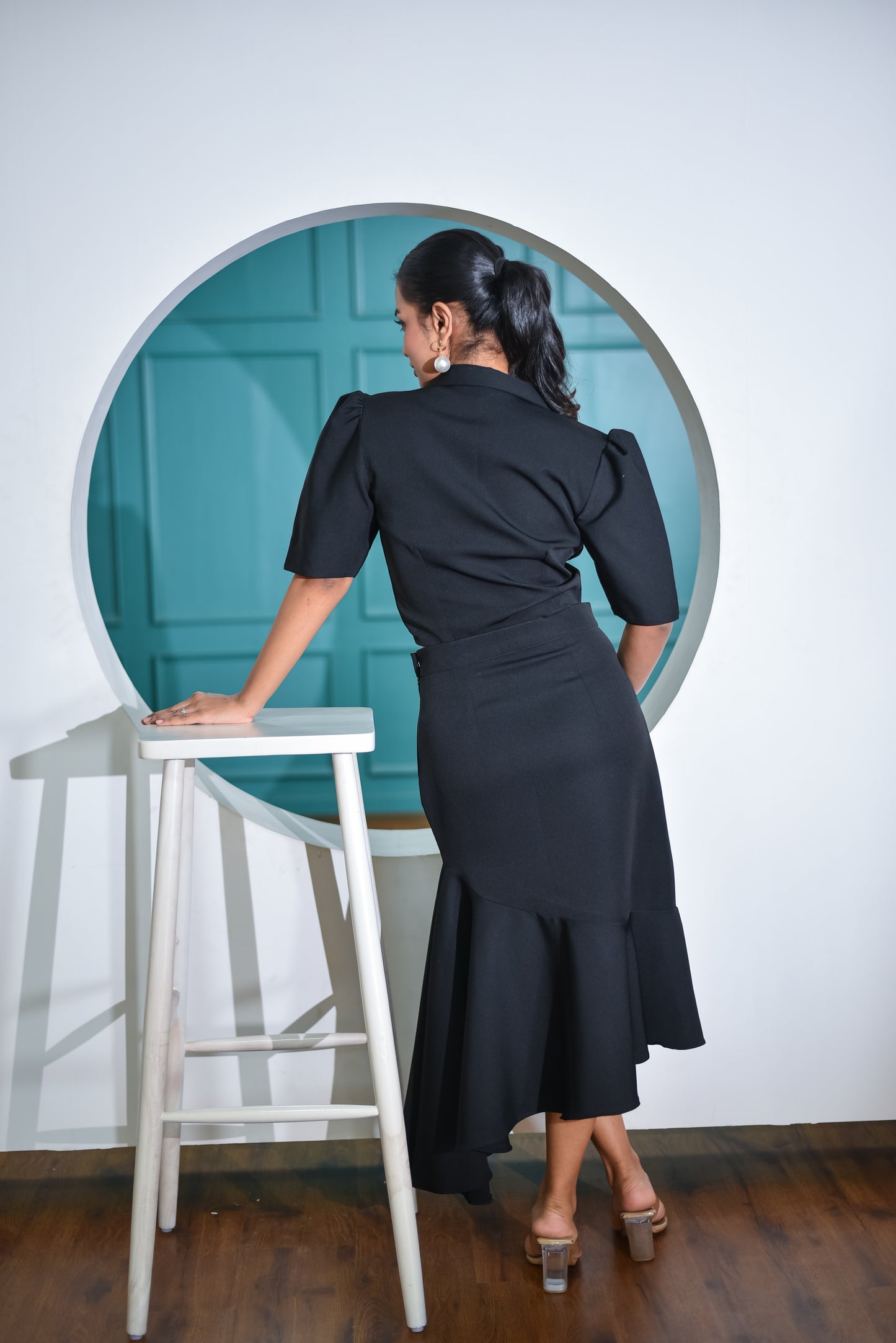Naomi - Asymmetrical Skirt With Crop Blazer