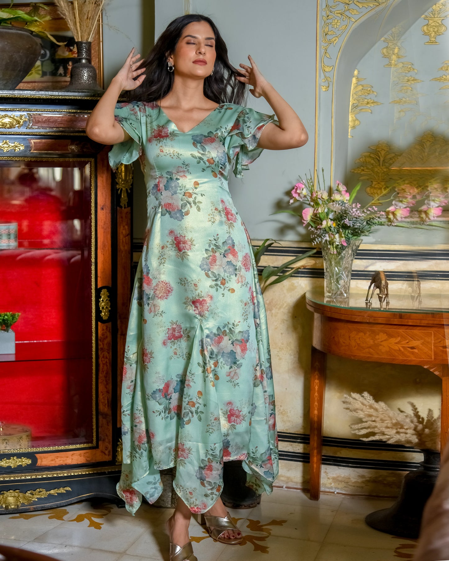 Sophia - Flutter sleeves A-Line Midi Dress